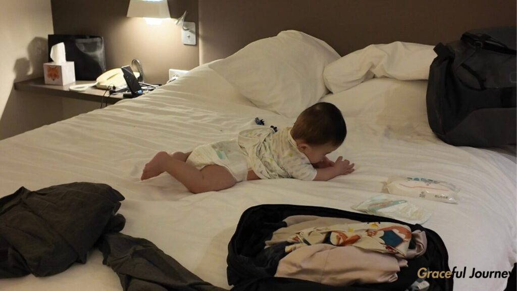 パリ_ノボテル_寝返り